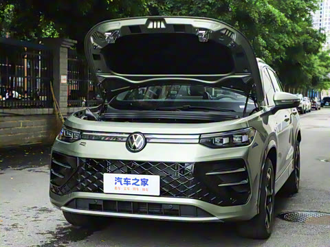 2025�� ̽��L 330TSI ������ӢCity��