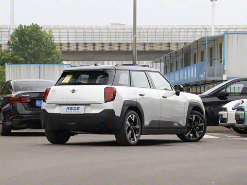 2024�� E ������