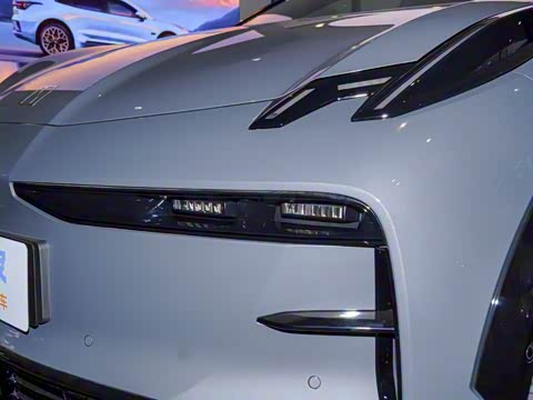 2025�� ����������