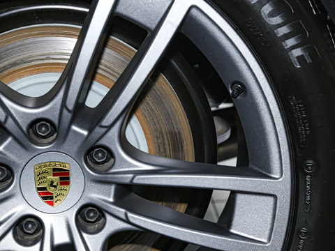 2025�� Cayenne S E-Hybrid 3.0T