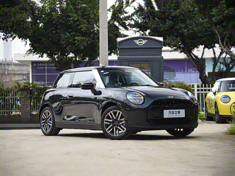 2025�� 456km COOPER E ������