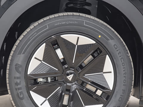 2025�� 285Max �����Ǽ�AD PRO���̰�