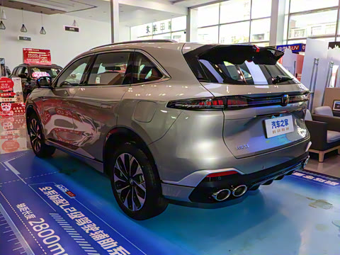 2025�� ���Ĵ� UItra 2.0T ������ �ǻ۾�����