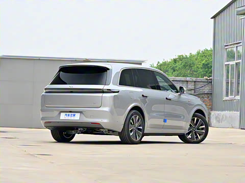 2025�� Max ���ܻ��°�