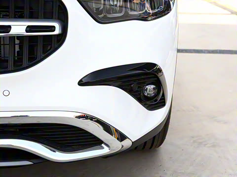 2025�� �Ŀ� GLA 220