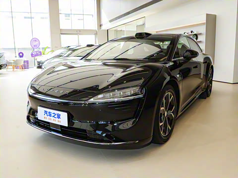 2025�� 705km Max