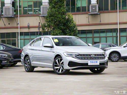 一汽-大众速腾 小姐姐的时尚出行首选