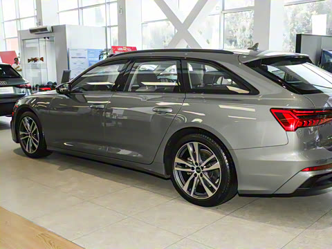 2025�� Avant 45 TFSI ��̽�ռ�