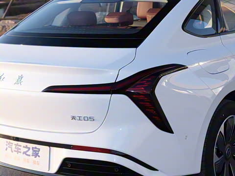 2025�� 750��ѡ��