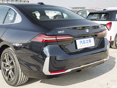 2025�� 530Li ������ ������װ