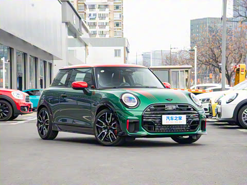 2025�� JOHN COOPER WORKS