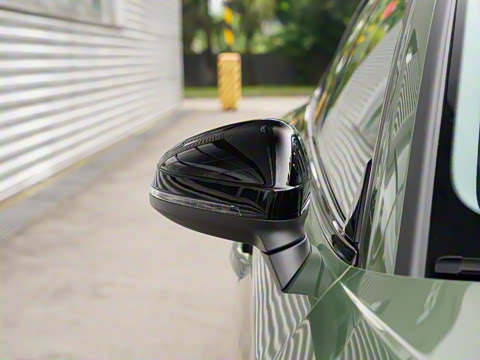 2025�� Sportback ��ذ� 40 TFSI quattro ����������