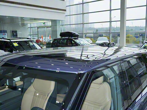 2025�� 400PS Dynamic SE