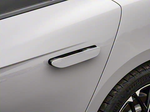 2025�� EV �Ǽݰ� 605KM������