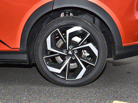 2025�� 285Max ��ΪǬ���Ǽ�ADS SE���̰�