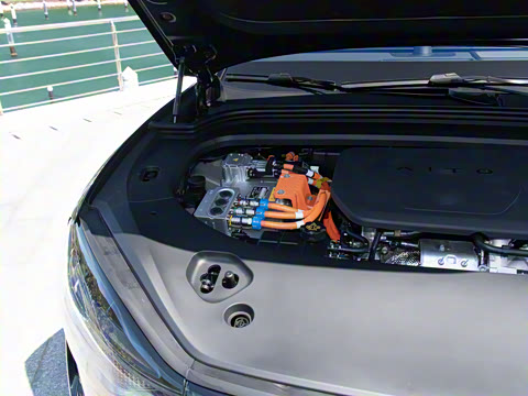 2025�� ���� Ultra�� 52kWh 5����