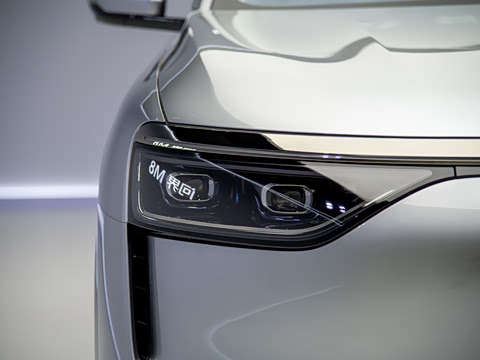 2025�� ���� Ultra�� 53.4kWh 6����