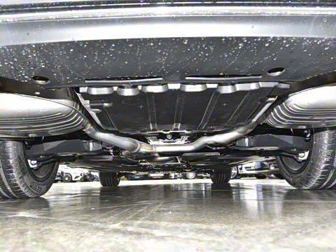 2025�� �Ŀ� E 300 L ������