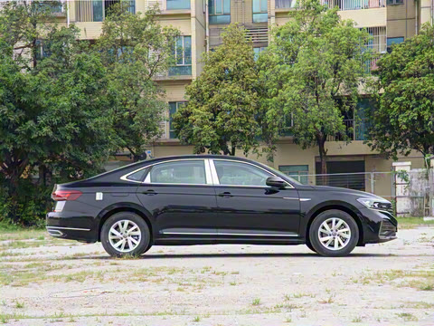 2025�� 430PHEV �춯�����