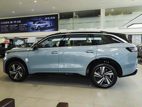 2024�� �Ŀ� 380TSI ����R-LineѲ�� ������