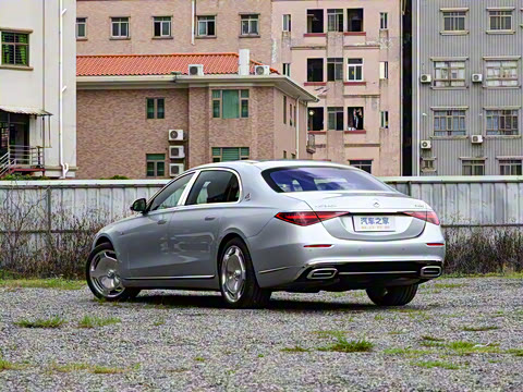 2025�� �Ŀ� S 680 4MATIC