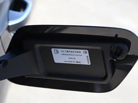 2025�� 300TSI R-Line