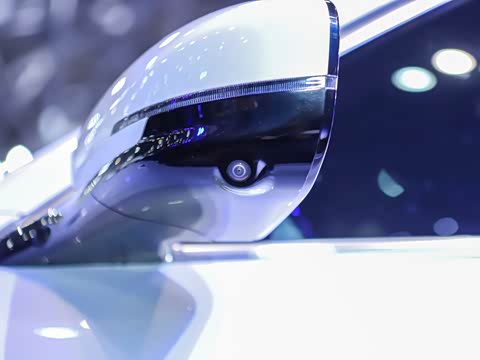 2025�� ����Ultra+ �߶���