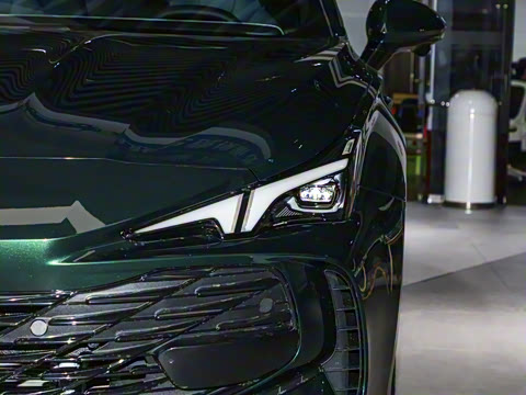 2025�� 1.5T 300 DCT������