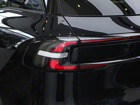 2025�� 215�콢PLUS