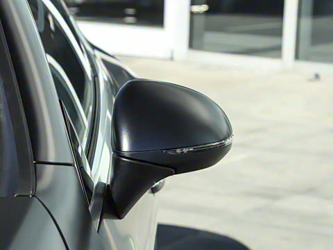 2025�� CLE 260 ���ܳ�