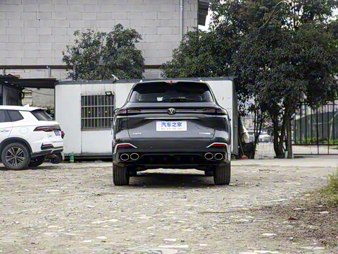 2025�� ���Ĵ� UItra 2.0T ������ �ǻ۾�����