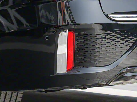 2025�� EV ����׿Խ������