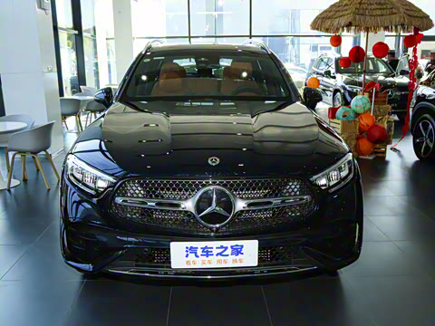 2025�� GLC 260 L 4MATIC ������