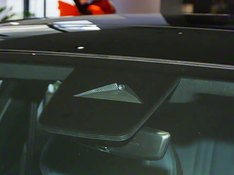 2025�� 2.0T Trophy+ �����˶���