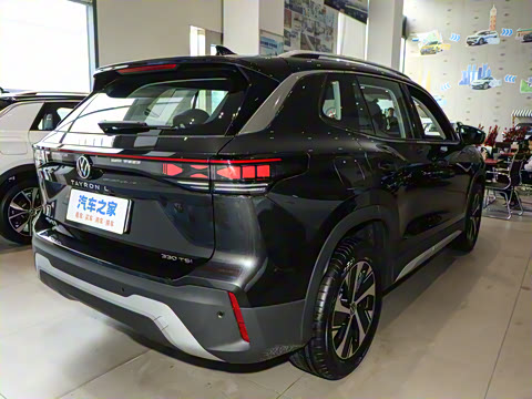 2025�� ̽��L 330TSI ������Ӣ