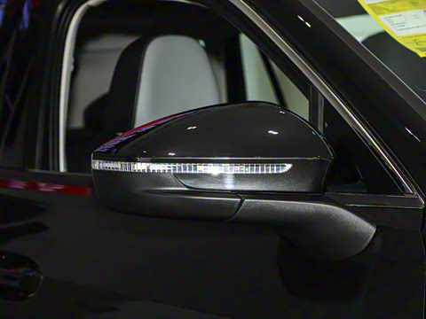 2025�� ̽��L 330TSI ������Ӣ