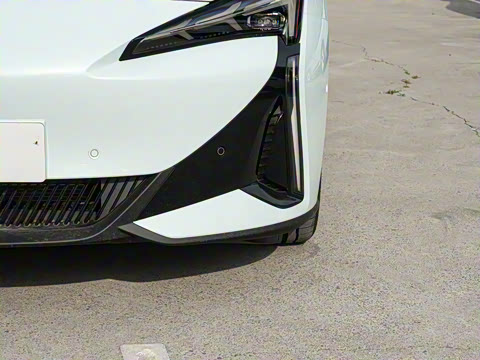 2025�� 560MAX 185kW