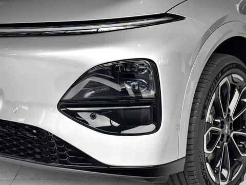 2025�� 625 ������ Max �콢��