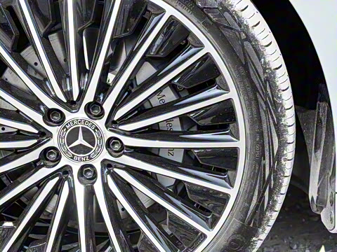 2025�� CLE 260 ���ܳ�