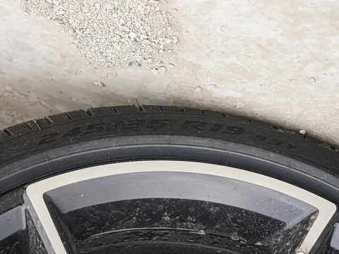 2025�� 200���������� 45 TFSI quattro ��ѡ������