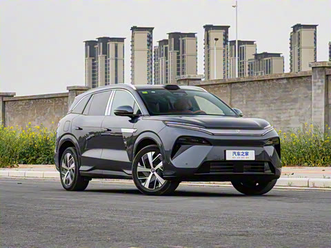 2025�� EV 670KM�����״�������