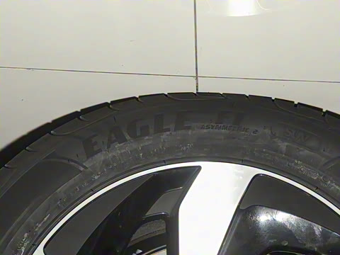 2025�� P250 R-Dynamic S