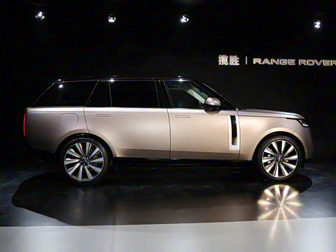 2025�� 4.4 V8 SV�й�ʮ����߶���