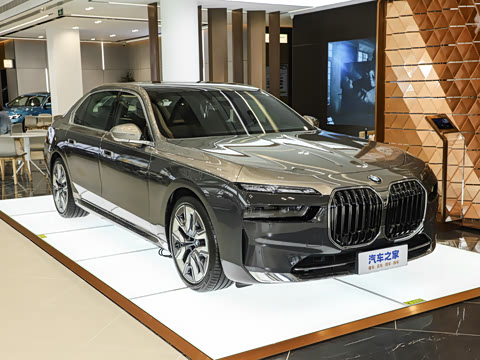 2023�� 740Li ������ ������װ