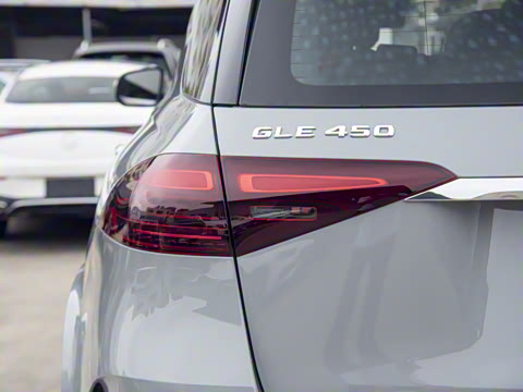 2025�� GLE 450 4MATIC ������