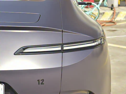 2024�� 650 ����������GT��