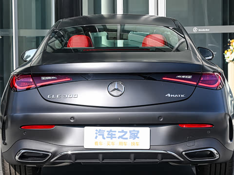 2025�� CLE 300 4MATIC �����ͽ��ܳ�