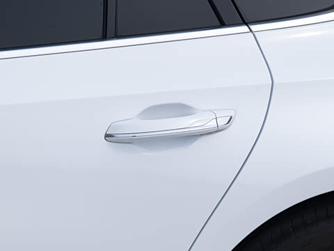 2025�� 2.0T �Զ������