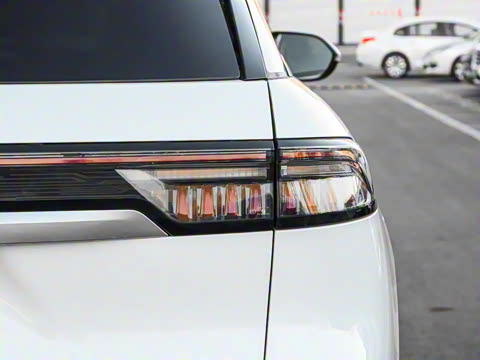 2025�� 1.5T 106KM������ 5�� �������