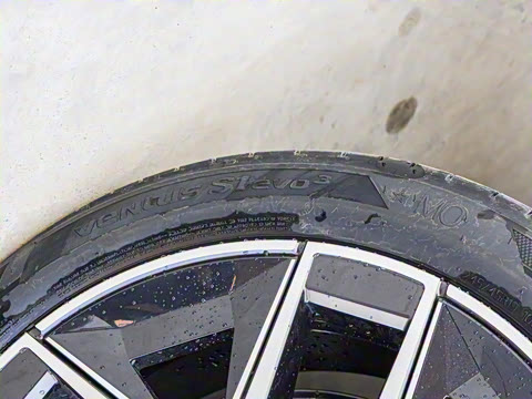 2025�� eDrive 40L M�˶���װ